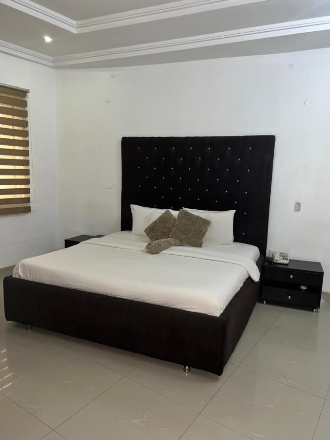 Grand Palazzo Hotel Gwarimpa Abuja Exteriör bild