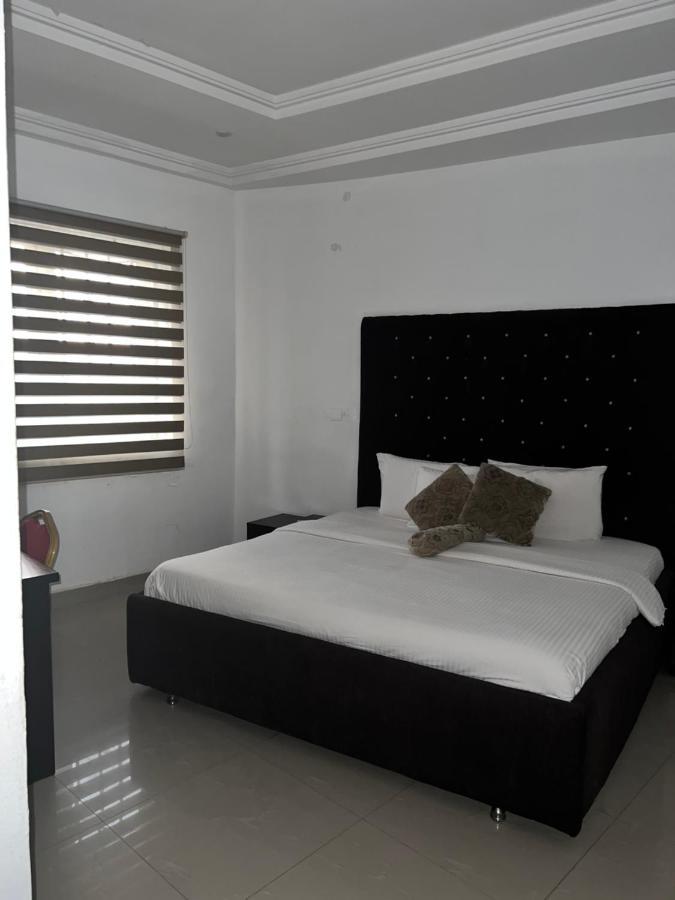 Grand Palazzo Hotel Gwarimpa Abuja Exteriör bild