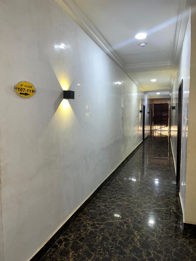Grand Palazzo Hotel Gwarimpa Abuja Exteriör bild