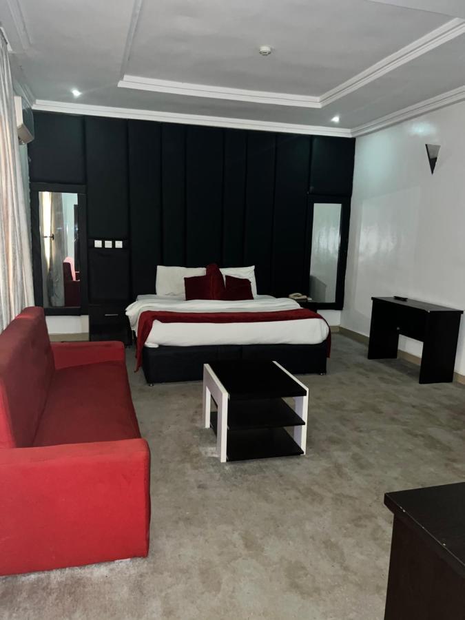 Grand Palazzo Hotel Gwarimpa Abuja Exteriör bild
