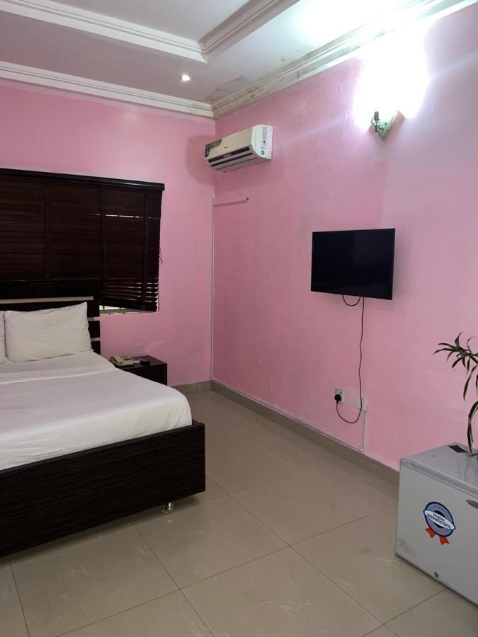 Grand Palazzo Hotel Gwarimpa Abuja Exteriör bild