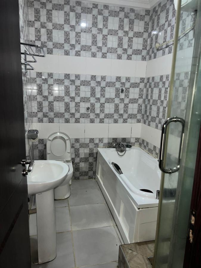 Grand Palazzo Hotel Gwarimpa Abuja Exteriör bild