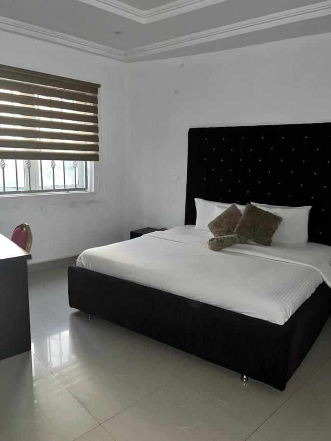 Grand Palazzo Hotel Gwarimpa Abuja Exteriör bild