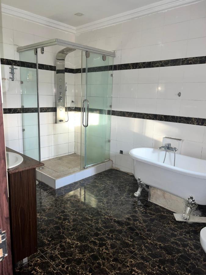 Grand Palazzo Hotel Gwarimpa Abuja Exteriör bild