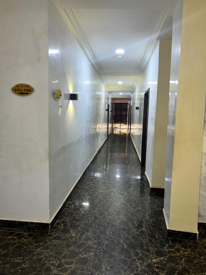 Grand Palazzo Hotel Gwarimpa Abuja Exteriör bild