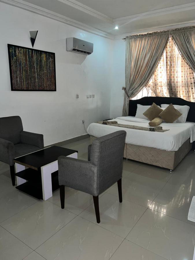 Grand Palazzo Hotel Gwarimpa Abuja Exteriör bild